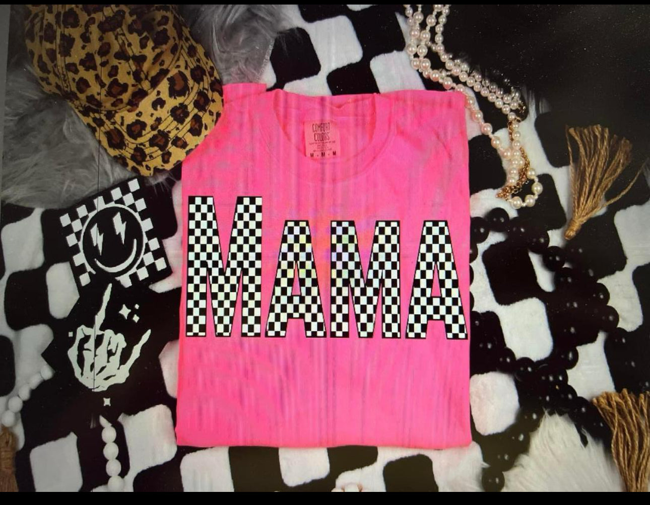 Checkered MAMA tee