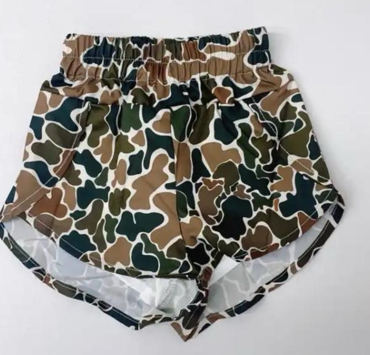 Women’s Duck Camo shorts