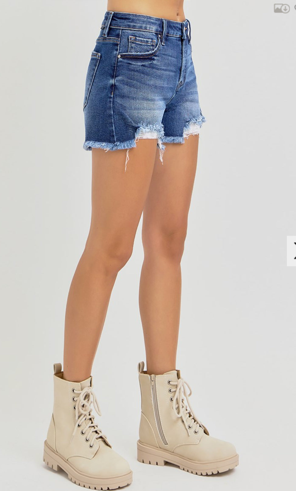Risen midrise shorts