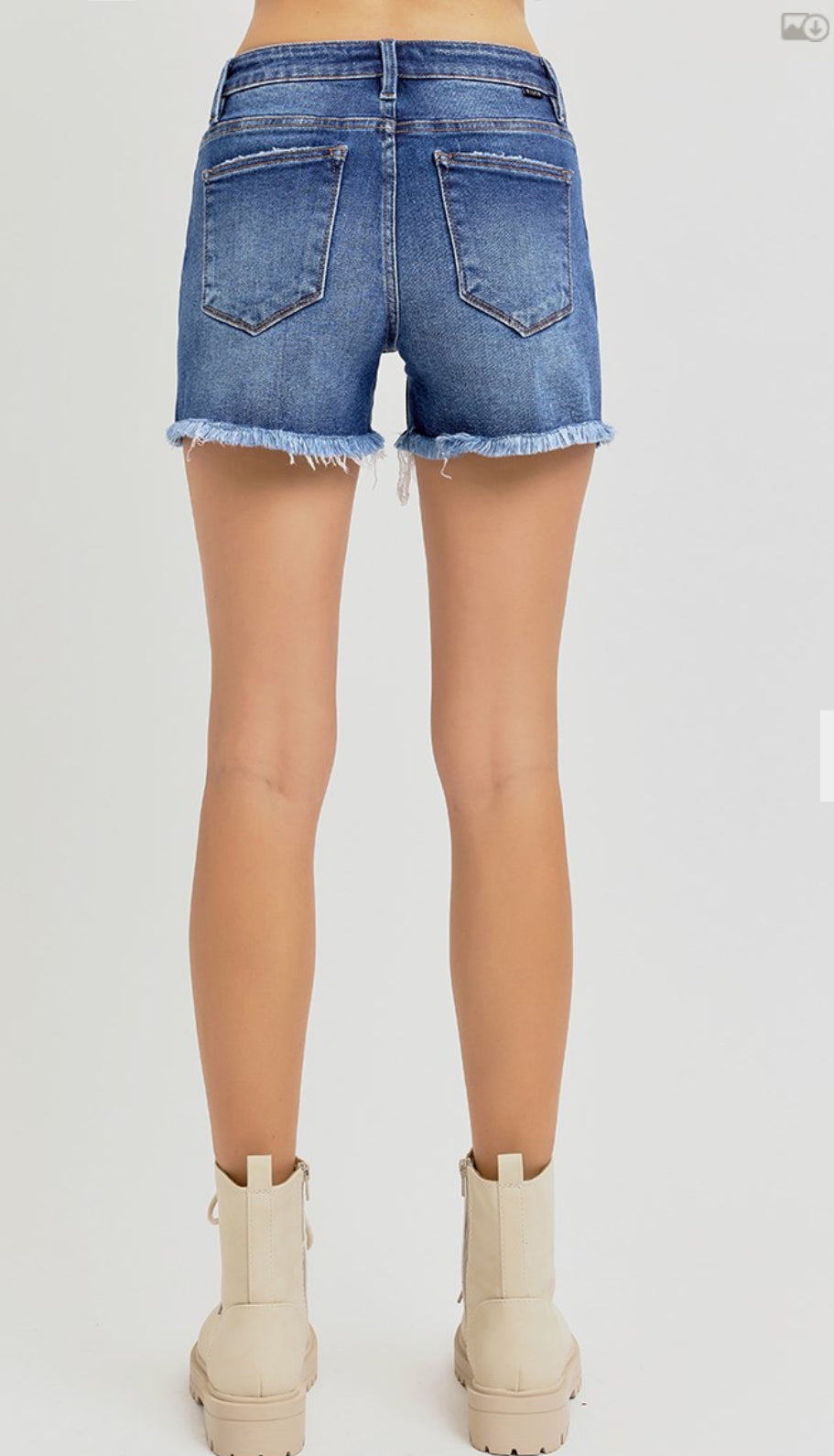 Risen midrise shorts